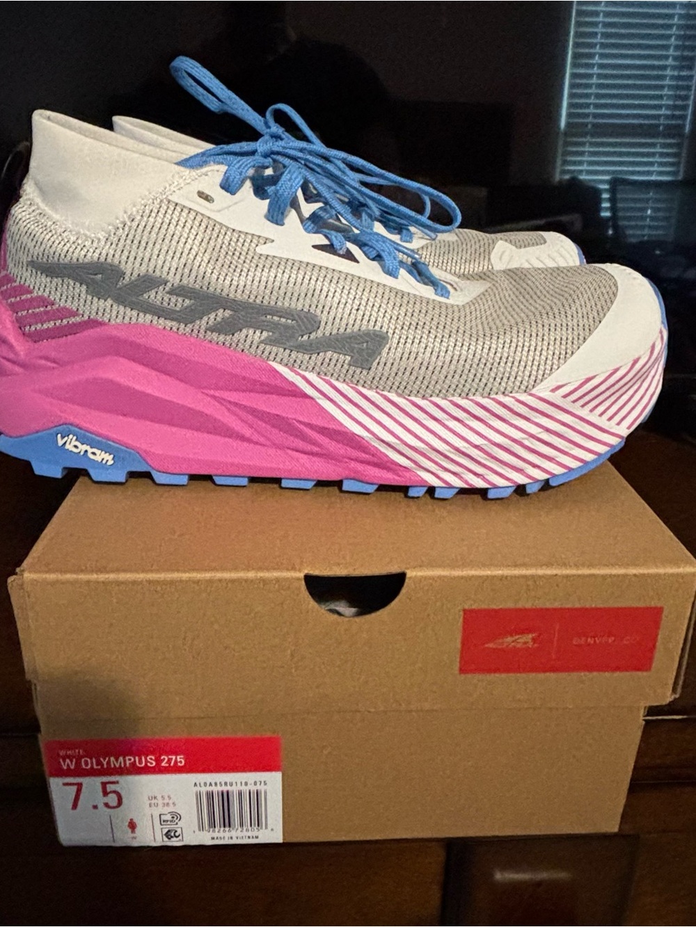 Altra Women’s Olympus 275 Running Shoe — Gray, Pink & Blue